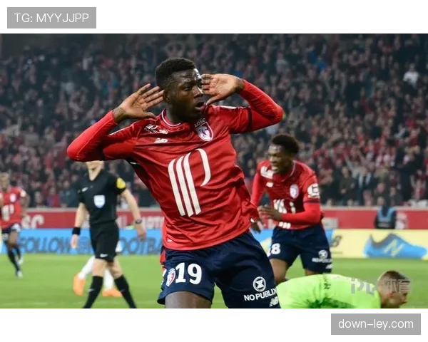 里尔积分榜升至第四，紧追争冠集团