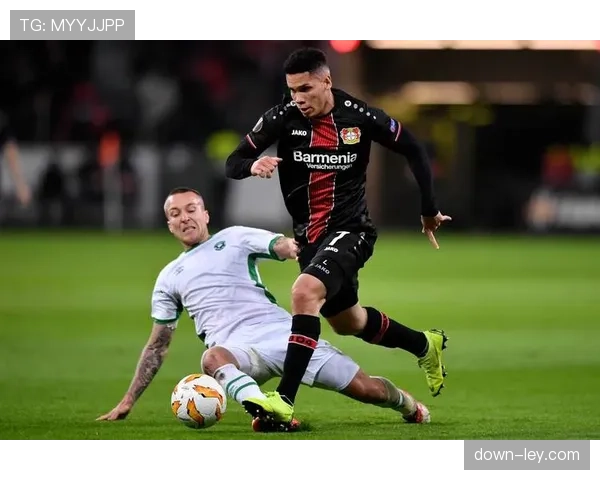 伤病报告:勒沃库森核心维尔茨因脚踝不适缺席赛前合练 伤病报告:勒沃库森核心维尔茨因脚踝不适缺席赛前合练