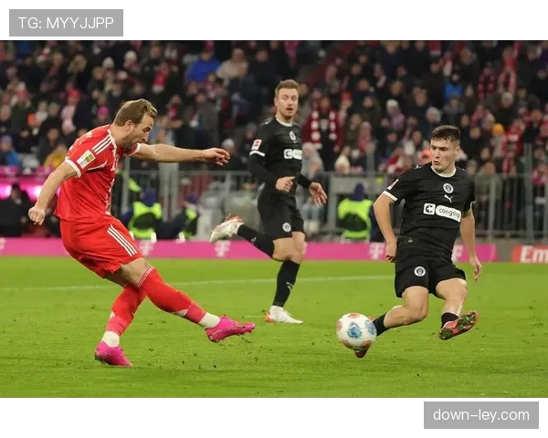 对比图表:拜仁与多特三月进攻三区传球成功率走势迥异 对比图表:拜仁与多特三月进攻三区传球成功率走势迥异